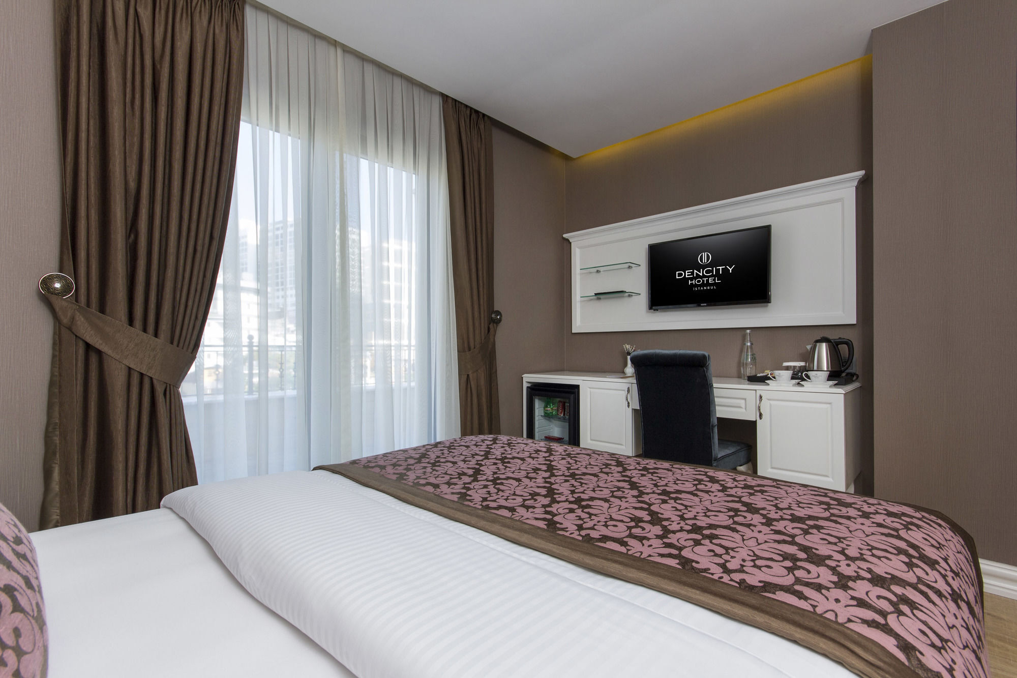 Dencity & Istambul